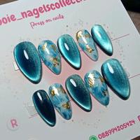 Gambar PRESS ON NAILS EMERALD SILKY MARBLE+  1 PAKET TOOLKIT + LEM GEL STICKER ISI 10 PCS | KUKU PALSU SILKY | KUKU PALSU CAT EYE | KUKU PALSU WEDDING | KUKU PALSU ENGAGEMENT | KUKU PALSU WISUDA | KUKU PALSU | Nail Polish Art Biru - oval, Custom, lilac marble dari mooie nagels collection undefined 1 Tokopedia