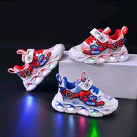 Gambar Fogi - Sepatu Anak Laki Laki LED Premium Motif Spiderman /Sepatu Anak Cowok Fashion/Sepatu Sneakers Anak Laki Laki Casual dengan Lampu LED - Merah, 21 dari Supono Store99 undefined 1 Tokopedia