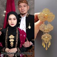 Gambar Bros Kebaya Bros  Besar Gold Emas Kutubaru 3 Susun Bross Pengantin Aksesoris Wisuda lamaran tunangan - S3 Kebaya gold dari Athar shop pusat undefined 1 Tokopedia