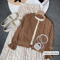 Gambar victoria onlineshop- ONESET SETELAN ATASAN CARDIGAN HORNET CROP ROK PLISKET HYGET PREMIUM MOTIF WANITA KEKINIAN KOREAN STYLE ONESET REMAJA NGAMPUS HANGOUT OUTFIT KEKINIAN 2025 SETELAN WANITA REMAJA - set H1, oneset dari victoria.onlineshop undefined 2 Tokopedia