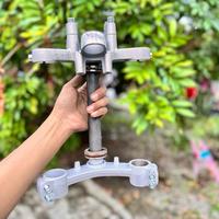 Gambar segitiga T atas bawah shock skok shockbreaker ninja vxion scorpio PNP RX KING RXKING dari secondpart_NEW undefined 2 Tokopedia