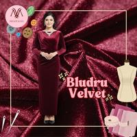 Gambar Kain Bludru Velvet Eceran Meteran Murah Harga Per Setengah Meter Mbahe Kain - Hitam dari Mbahe Kain undefined 2 Tokopedia