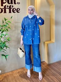 Gambar Kemeja Jeans Wanita dengan Aksen Blink Pita Untuk Tampilan Unik -  Atasan Denim Panjang Pita Baju Oversize dari Ilikethishop undefined 4 Tokopedia