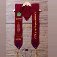 Gambar Selempang Wisuda Model Terbaru Bludru 202 Fashion - biasa dari Cdyyy 354 undefined 3 Tokopedia