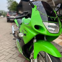 Gambar Kawasaki Ninja RR Old SE Gen 4 Mantap Original Surat Lengkap STNK BPKB Pajak Hidup Baru Perpanjang 9/2026 Plat B Bekasi Mesin Halus Standar Kelistrikan Aktif KIPS Berfungsi Normal dari Benjie motor undefined 4 Tokopedia