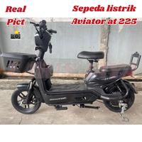 Gambar SEPEDA LISTRIK AVIATOR AT-225 SEPEDA LISTRIK BY AVIATOR TERBARU - hitam dari LARIS JAYA SEPEDA undefined 1 Tokopedia