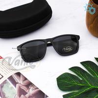 Gambar Kacamata Gaya Pria Wanita Casual Anti UV Protection - Hitam dari kacamata vanic undefined 1 Tokopedia