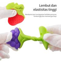 Gambar Teether bayi berbentuk buah - Mainan gigitan bayi BPA Free  GIGITAN BAYI MAINAN TEETHER BANANA ANGGUR STRAWBERRY JERUK APEL RATTLE KRENCENG BENTUK JERAPAH BUAH - Gigitan Anggur dari Medan Baby Sh0p undefined 5 Tokopedia