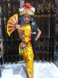 Gambar New Baju adat bali TK & SD // baju bali penari anak perempuan - BUNGA, ALLSIZE dari adelliamartid undefined 2 Tokopedia