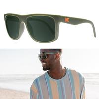 Gambar KnockAround Sunglasses Torrey Pines UV400 Polarized - MatteBLKSkyBlu dari Calvino Ofc undefined 3 Tokopedia
