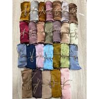 Gambar HUN Pashmina Shimmer / Hijab Pasmina Shimmer Part 2 - PS SHIMMER ABU TUA dari hunhunstore undefined 2 Tokopedia