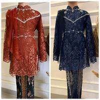 Gambar GB Setelan Kebaya anak Modern Kebaya INARA anak umur 3-12 tahun Kebaya Wisuda anak SD Fashion Baju - Marun, Setelan-M dari griyabusana99 undefined 3 Tokopedia