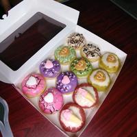 Gambar DONAT HIAS untuk kado, hampers dan ultah bisa request nama by DINS DESSERT dari sikuwang.id undefined 3 Tokopedia