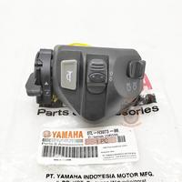 Gambar SAKLAR KANAN KIRI SET YAMAHA 5TL KUALITAS ASLI ORIGINAL YAMAHA MIO J / S / Z / M3 / MIO SOUL KARBU / SPORTY / SMILE / SOUL GT / XEON CARBU / RC / JUPITER MX 135 NEW / JUPITER Z BURHAN SAKELAR SEN LAMPU TOMBOL ASSY SAKRAL SWICTH HOLDER SEPASANG SEIN dari LL SPAREPART undefined 2 Tokopedia