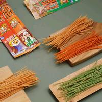 Gambar Paket Usaha Snack Mie Lidi Karakter Kemasan Baru Isi 60 Pcs Mix Rasa Jajanan anak SD jadul murah dari Snack Majapahit undefined 1 Tokopedia