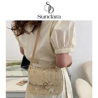 Gambar Sundara Tas Selempang Wanita Sling Bag Korea Tas Anyaman Hampers Murah Kekinian Tas Kondangan Wanita Elegan Terbaru 2025 ZT - Putih dari SUNDARA BAG undefined 4 Tokopedia