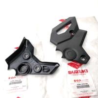 Gambar COVER TUTUP SWING ARM SATRIA FU FI INJEKSI KANAN KIRI 43586-12K00+43596-12K00 ORIGINAL SGP SUZUKI GENUINE PARTS 1PASANG R/L Motor Motorcycle dari fiorenmotorpart undefined 2 Tokopedia