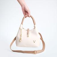 Gambar Amelbaghome | Tas Selempang Wanita Carolina Tas cewe Kekinian 2025 Slingbag Elegant Cocok Buat Kondangan Pesta Pernikahan - Cream dari AMELBAGHOME_NEW undefined 1 Tokopedia