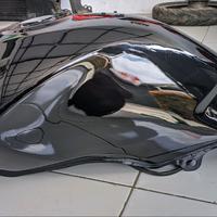 Gambar Gastank Tangki Bensin Megapro Primus Gas Tank Original Copotan Motor Cat Mulus Baru Warna Hitam Polos dari Lapak Kuli Macan undefined 4 Tokopedia