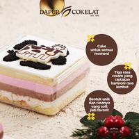 Gambar DAPUR COKELAT - Delibox Milky O Cake 10x10 | Kue Vanila Motif Sapi dengan Cream yang Lembut dari Dapur Cokelat undefined 4 Tokopedia