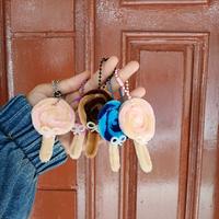 Gambar Gantungan Kunci/Tas Lucu Kawat Bulu dengan Warna yang Menarik - wortel dari Mad in Craft undefined 5 Tokopedia