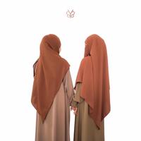 Gambar Pashmina Bandana by Yoora sarah - Dark plum, M dari merlyne hiijab undefined 4 Tokopedia