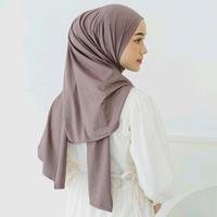 Gambar pasmina oval instan / tanpa pad - hitam dari Ririehijab undefined 2 Tokopedia