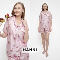 Gambar Hanni Set - Piyama ORGANIC SILK Tencel Berkerah Classic Pajamas Set Atasan - Celana Pendek Set, S dari Surrell Sleepwear Pajamas undefined 2 Tokopedia