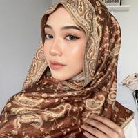 Gambar pashmina cashmere impor turki Muslim Jilbab - Guzel royal green dari Leoneshop_NEW undefined 4 Tokopedia