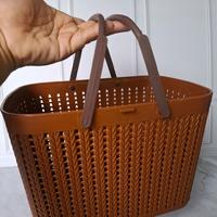 Gambar { Grosir } 12 bj / 1lusin Keranjang Narita Penguin / Keranjang Belanja Keranjang Mini Market Pasar Serbaguna High Quality / Keranjang hampers / Keranjang dari 5758.Mart undefined 1 Tokopedia