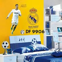 Gambar METH DF9906 REAL MADRID SPANYOL 60X90 WALLSTICKER WALLSTIKER STIKER DINDING Putih Sticker - DF9906 dari Cahaya Artomoro undefined 1 Tokopedia