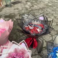 Gambar BUKET BUNGA PITA SATIN 13 TANGKAI + AKSESORIS - Merah dari Boundless flower undefined 5 Tokopedia