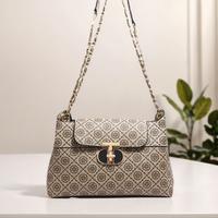 Gambar SELEMPANG Adikta 8983 # -  Tas Selempang Wanita - Slingbag Cewek Terbaru Bahan Kulit PU Leather Muat Dompet Panjang Hp dan Pouch Makeup Cocok untuk Remaja dan Dewasa Bisa untuk Acara Formal dan Acara Nonformal Hitam - Beige dari Tas Aolong undefined 4 Tokopedia