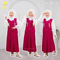 Gambar Setelan Anak Perempuan 5-12 thn 3in1 Baju Setelan Rok Merah Putih Kemerdekaan HUT RI 17 Agustus / Set Vest Rok Mayung Anak / One Set Anak Tanggung / Setelan Anak Kekinian Rayon Twill Premium - Adreena Merah, M dari Aura Moeslim undefined 1 Tokopedia
