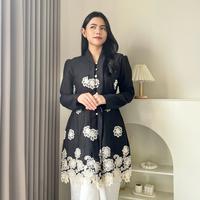 Gambar Hoolaqueen - Alana Kebaya Motif - Kebaya Kurung Melayu - Kebaya Motif Kondangan Tunik Wanita Panjang - Alana - Black Pattern, S - Ld 90cm dari Hoolaqueen.id undefined 1 Tokopedia