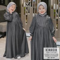 Gambar Kinasih couple ready dan siap kirim *KINASIH FAMILY* *  Kinasih family merupakan sebuah penggambaran penumpahan kasih dan sayang yang hadir dengan balutan design elegant dan minimalis.l Muslim Sarimbit Gamis Pasangan Keluarga Baju - M, Dad dark grey dari Milkhastore solo undefined 4 Tokopedia