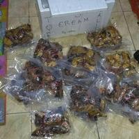 Gambar isi 3-5 biji ikan asap manyung kepala ikan manyung asap fresh vakum alami Food dari Ikan asap jawa undefined 4 Tokopedia