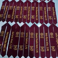 Gambar Selempang Wisuda Leher / Selempang Kalung - POLOS, MAROON EMAS dari Fastabiqstore undefined 1 Tokopedia