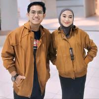 Gambar Jaket unisex cewek cowok jaket pria wanita unisex jaket couple Polos Musim panas Musim dingin Bomber Fit Panjang Nyaman Hoodie Pasangan Sweater Setelan - moka cewek, M fit L cewek dari FashionStore com undefined 4 Tokopedia