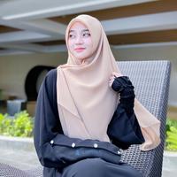 Gambar Hijab Segi Empat Alsyahra Exclusive Premium Muslimah Jilbab Square Kerudung Syari Basic Voal Lembut Nyaman Casual - Sand dari Alsyahra Exclusive undefined 1 Tokopedia