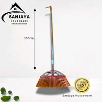 Gambar Sinar Sapu Lantai Rumah 1303 Mewah Estetik Gagang Stainless panjang Bulu Halus mengkilau gak gampang keriting dari Sanjaya Houseware undefined 1 Tokopedia