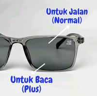 Gambar Kacamata Premium Ori Kacamata Plus Baca Dan Jalan Untuk Wanita Dan Pria - Kacamata Plus 1.00 s&d 3.00 lensa redup - kacamata baca - kacamata plus membaca - rabun dekat usia 35 ke atas - kacamata plus pria dan wanita unisex - Abu, Plus 1.00 dari Farenkacamata@ undefined 3 Tokopedia