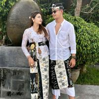 Gambar Couple Blanket Sembahya/ng Bahan Tenunan Blanket Denpasar Bali Kamen Selendang Saput Udeng premium - MOTIF 1, KAMEN DAN SELENDANG dari Era.TENUN undefined 2 Tokopedia