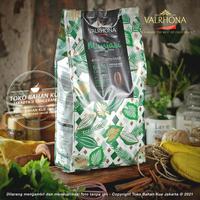 Gambar Valrhona MANJARI 64% Dark Chocolate 100gr Couverture Cokelat Baking dari Toko Bahan Kue Jakarta 2 undefined 4 Tokopedia