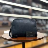 Gambar Fendi Diagonal FF All Logo Pouch dari Flex Mansion Surabaya undefined 1 Tokopedia