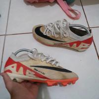 Gambar sepatu sepak bola nike airzoom  second - yy, vv dari ompongg undefined 3 Tokopedia