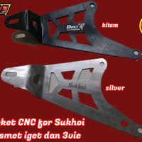 Gambar Breket Knalpot Best3 CNC untuk Vespa Matic Motorcycle - iget, hitam dari Best3XSajurai Knalpot undefined 1 Tokopedia