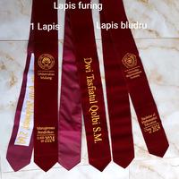 Gambar (1 hari jadi) Selempang Wisuda Leher Polos / Selempang Kalung Polos / Selendang 2 sisi / Selempang wisuda Bludru selempang tangan karnaval - Hitam Emas, 1 Lapis dari omah packing undefined 3 Tokopedia