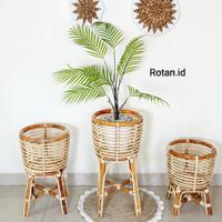 Gambar Standing pot rotan alam minimalis - T 35cm dari Hanania rotan undefined 1 Tokopedia