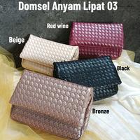 Gambar Domsel 03 Lipat Anyam, dompet selendang lipat Pinggang Wanita - Black dari Asittas Bali undefined 2 Tokopedia